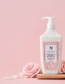 Rose-Petal-Cherry-Blossom-Shampoo_s.jpg